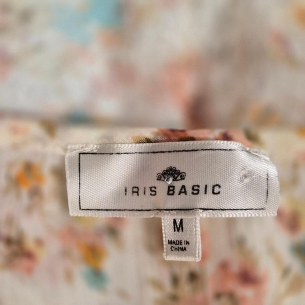 Iris Basic Floral Ruffle Peplum Tank Top Cream Button Front Lace Trim IT1954 M - Picture 4 of 7